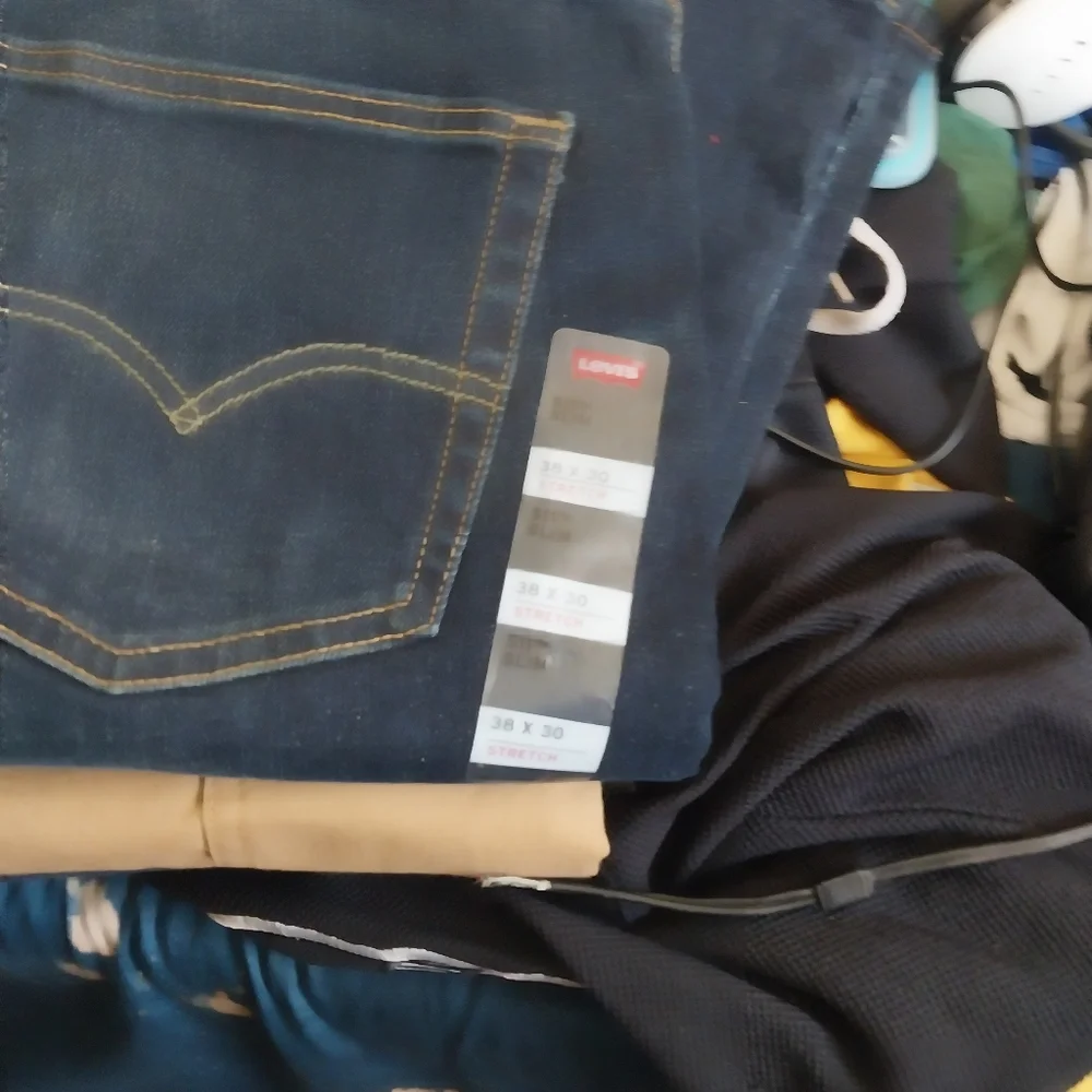 Jeans - Picture 2 of 4